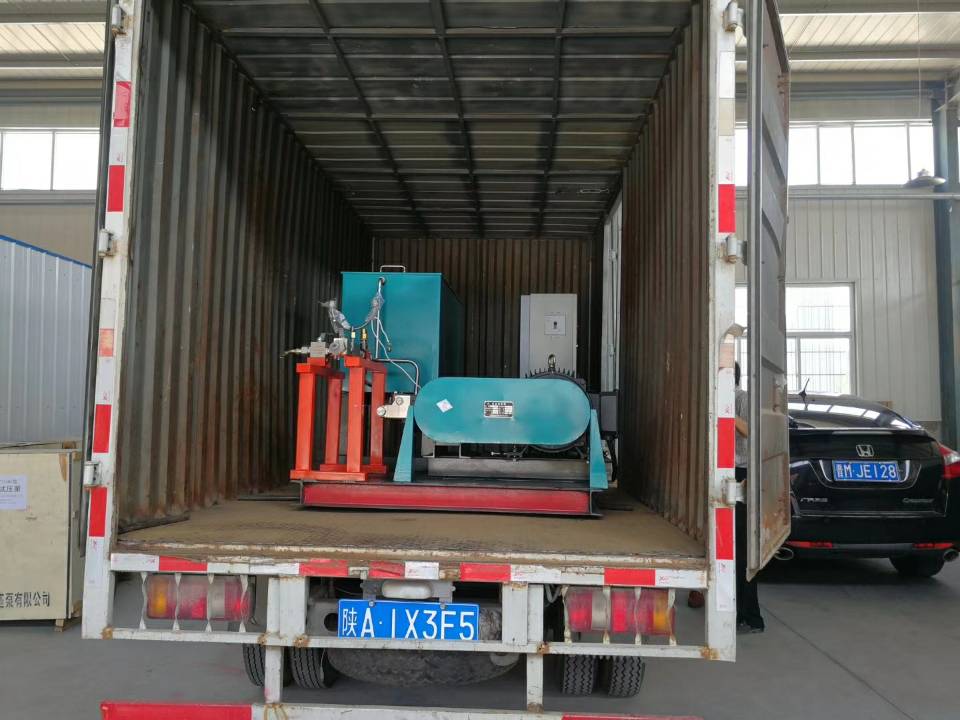 車(chē)載試壓泵