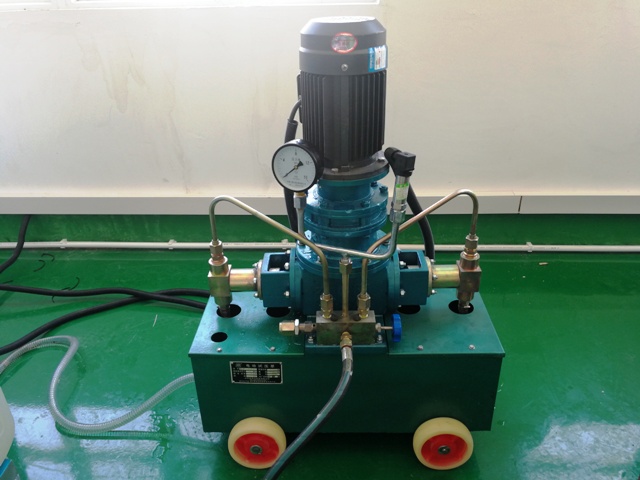 電動(dòng)試壓泵2DSY型立式圖片1 電動(dòng)試壓泵2DSY型立式圖片1