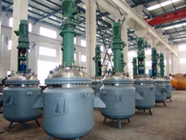 非標(biāo)壓力容器反應(yīng)容器反應(yīng)釜圖片1 非標(biāo)壓力容器反應(yīng)容器反應(yīng)釜圖片1