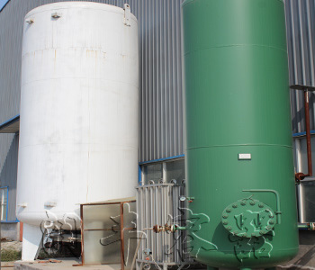 氧氮?dú)宓蜏貎?chǔ)罐圖片1